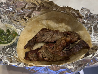 Arturo's Tacos