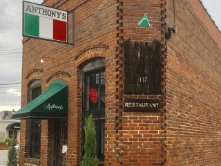 Anthony's Italian