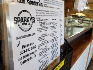 Sparky's Pizza: Estacada