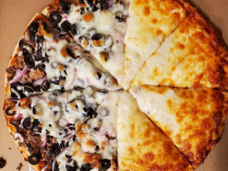 Mogul Mountain Pizza