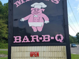 Mike's -b-q Sub Shop