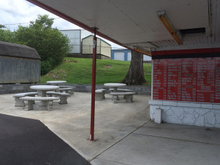 Debbie's Drive Inn