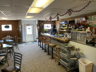 Hitchcock Cafe