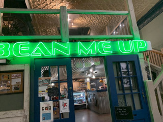 Bean Me Up Coffee Bistro