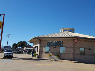 Mikeska's -b-q