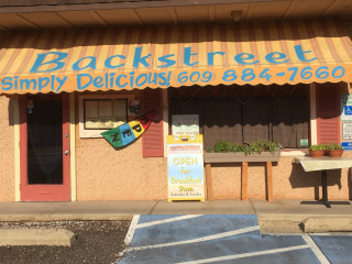 Backstreet Simply Delicious