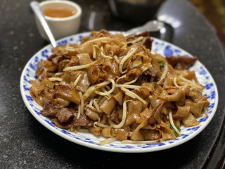 Mr. Fong Barbeque Noodles