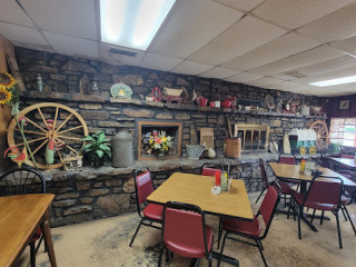 Wagon Wheel Country Cafe