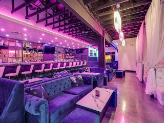 Moxie Ultra Lounge