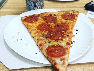 Gino's Ny Style Pizzeria