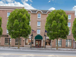 Clarion Suites University-shippensburg