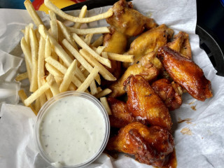 Kc's Wing House Sports