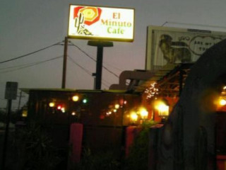 El Minuto Cafe