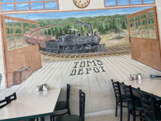 Tom's Depot Ice Cream & Grill