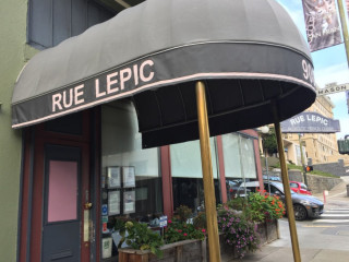 Rue Lepic