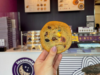 Insomnia Cookies