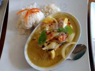 Nattamit Thai