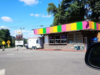 Ma's Famous South Philly Cheese Steaks