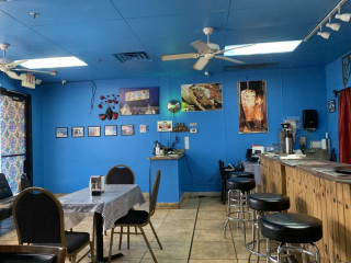 Yanni's Greek Grill