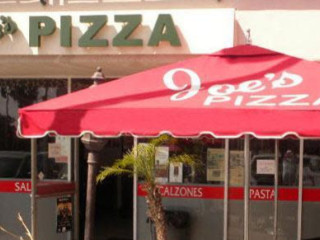 Joe's Pizza