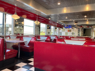 Pine Grove Diner