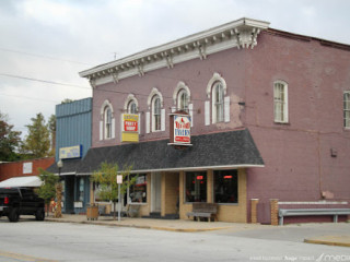 Red Bird Tavern