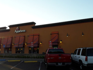 Applebee's Grill Bar