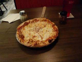 Giovanni's Italian Pizzeria