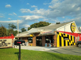 The Crab Truck And Seafood Stop