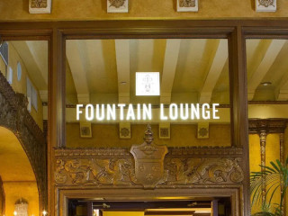 Fountain Lounge