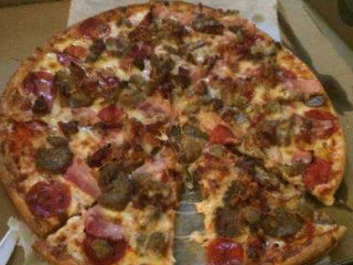 Dina's Pizza