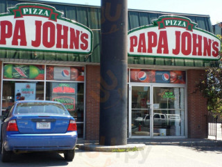 Papa Johns Pizza