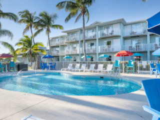 Sandbar Beach Club At Capt Hirams Resort