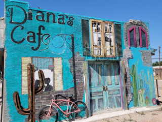 Diana's Cafe