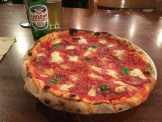 Duca's Neapolitan Pizza