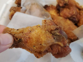 Touchdown Wings At Tucker