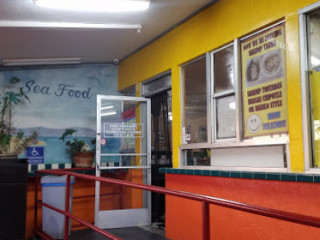 Las Brasas Taco Shop