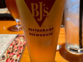 Bj's Brewhouse