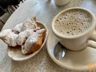 Cafe Du Monde