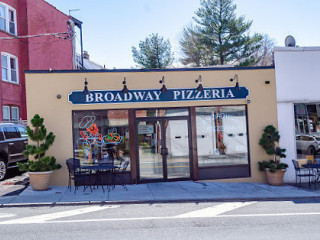 Broadway Pizzeria Of White Plains