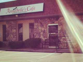 Annabelle's Cafe