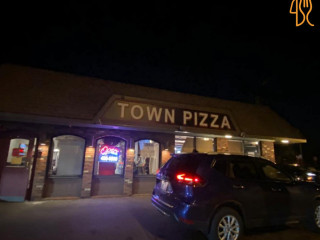 Town Pizza