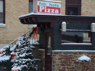 Fox Hole Tap And Pizzeria