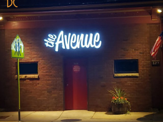 The Avenue Grill