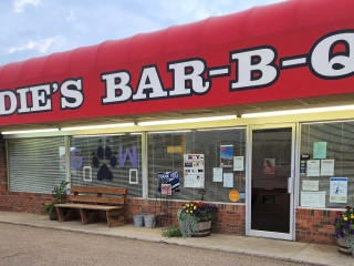 Hodie's -b-q