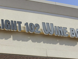 Flight 102 Wine