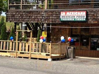 La Mexicana Grill
