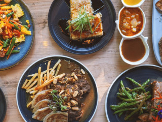 Chomp Chomp Thai Kitchen