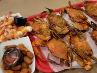 Avery's Maryland Grille Frederick