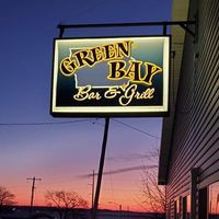 Green Bay And Grill